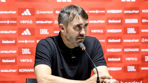 Coudet nao curtiu begum oiuci Foto: Robson Mafra/AGIF