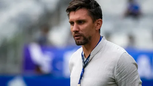 Paulo André durante confronto contra o Botafogo no Campeonato Brasileiro.
