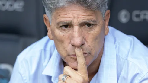 Renato Gaúcho faz mistério, mas deixa escapar algumas novidades diante do Bahia.