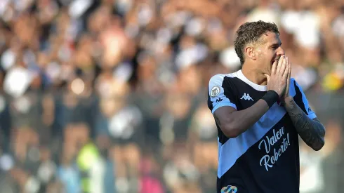 Vegetti perdeu pênalti neste sábado - Foto: Thiago Ribeiro/AGIF