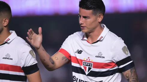 James Rodríguez deve começar entre os reservas – Foto: Ettore Chiereguini/AGIF
