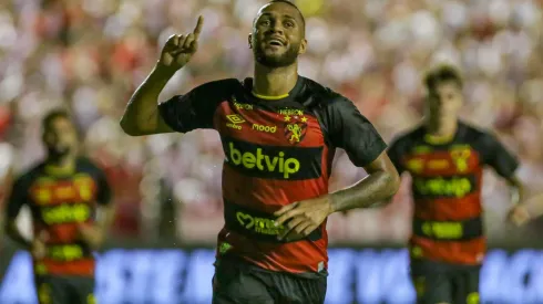 Gustavo Coutinho durante final do Campeonato Pernambucano contra o Sport.
