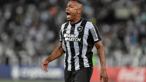 Marlon Freitas chama atenção no Botafogo. Foto: Thiago Ribeiro/AGIF