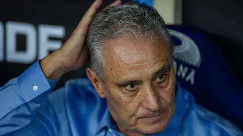 Tite tem situação atualizada no Flamengo. Foto: Thiago Ribeiro/AGIF
