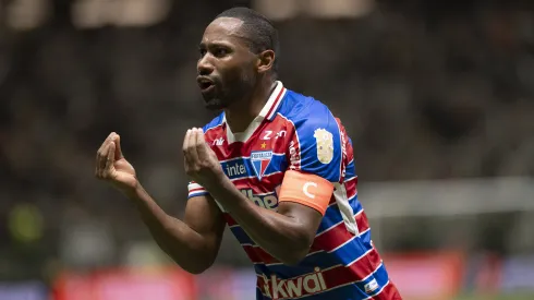 Tinga durante confronto contra o Atlético-MG no Campeonato Brasileiro de 2023,
