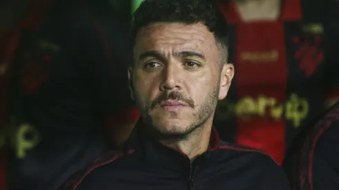 Mariano Soso durante vitória contra o Coritiba no Campeonato Brasileiro da Série B.