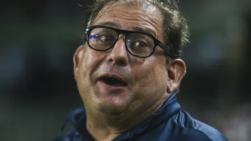 Guto Ferreira ex-tecnico do Coritiba durante partida contra o Sport no estadio Couto Pereira pelo campeonato Brasileiro B 2024. Gabriel Rosa Machado/AGIF