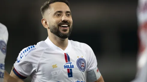 Everton Ribeiro jogador do Bahia comemora gol durante partida contra o Botafogo no estadio Engenhao pelo campeonato Brasileiro A 2024.  Jorge Rodrigues/AGIF
