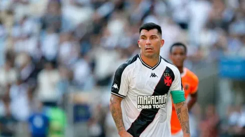 Gary Medel, atuando pelo Vasco, se envolveu em polêmica
