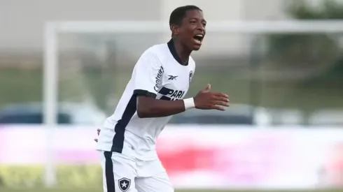 Yarlen jogador do Botafogo - Foto: Reprodução/Vitor Silva/Botafogo