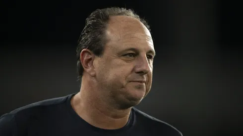 Rogerio Ceni tecnico do Bahia durante partida contra o Botafogo no estadio Engenhao pelo campeonato Brasileiro A 2024. Jorge Rodrigues/AGIF
