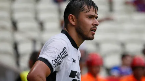 Óscar Romero vinha sendo um dos destaques do Botafogo - Foto: Baggio Rodrigues/AGIF