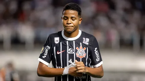 Wesley durante embate contra o Santos no Campeonato Paulista de 2024.