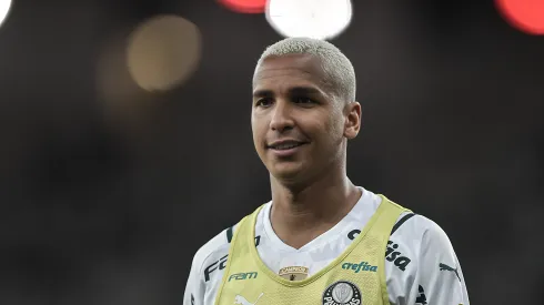 Deyverson jogador do Palmeiras durante partida contra o Fluminense no estádio Maracanã pelo campeonato Brasileiro A 2021. Atacante é cotado no Timão
