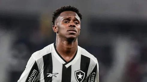 Jeffinho pode acelerar recuperação no Botafogo. 
