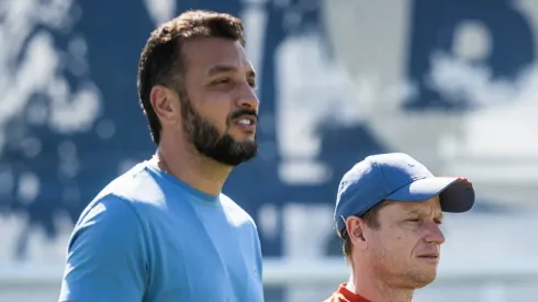 Edu Dracena durante treino na Toca da Raposa 2, em Belo Horizonte. Foto: Gustavo Aleixo/Cruzeiro
