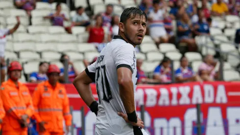 Oscar Romero foi um dos punidos pelo Botafogo - Foto: Baggio Rodrigues/AGIF