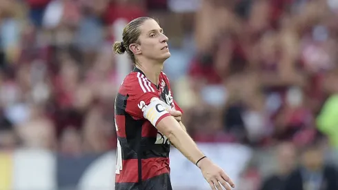 Filipe Luis vem tendo um ótimo início como treinador – Foto: Alexandre Loureiro/AGIF
