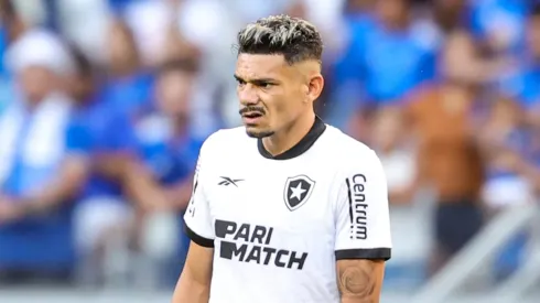 Tiquinho Soares retornou ao time após período afastado - Foto: Gilson Lobo/AGIF