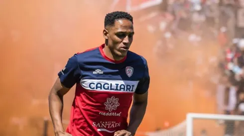 Yerry Mina atualmente defende o Cagliari, da Itália – Foto: Reprodução/Instagram
