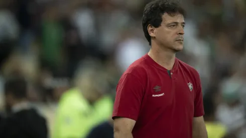 Fernando Diniz  deve colocar novidades em campo – Foto: Jorge Rodrigues/AGIF
