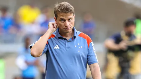 Fernand Seabra vem promovendo novidades no time - Foto: Gilson Lobo/AGIF