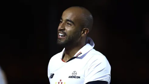 Lucas Moura jogador do São Paulo comemora seu gol durante partida contra o Cruzeiro no estádio MorumBis pelo campeonato Brasileiro A 2024. 
