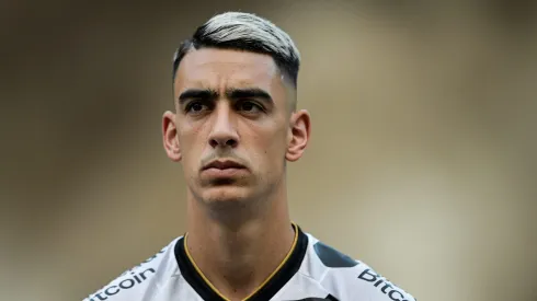 Puma Rodriguez jogador do Vasco durante partida contra o Palmeiras no estadio Maracana pelo campeonato BRASILEIRO A 2023. Lateral foi cobrado no CT do clube.
