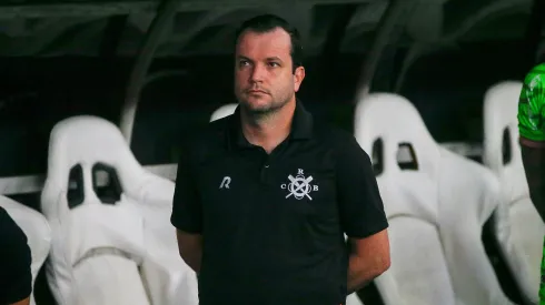 Daniel Paulista durante confronto contra o CRB na Copa do Nordeste 2024.