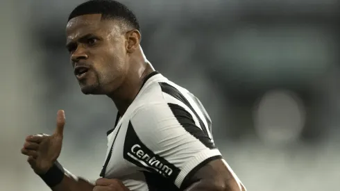 Júnior Santos, jogador do Botafogo.
