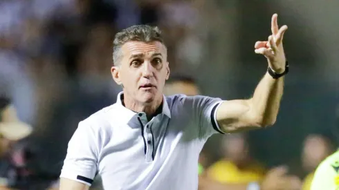 Mancini tecnico do Ceara durante partida contra o CRB no estadio Presidente Vargas (CE) pelo campeonato Brasileiro B 2024. Lucas Emanuel/AGIF
