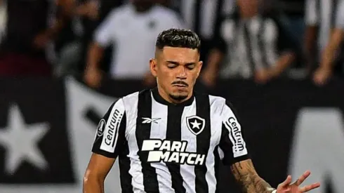 Tiquinho é comparado com ex-jogador do São Paulo. 
