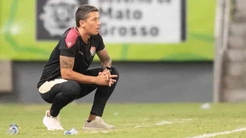 Carpini está tentando encontrar a melhor formação para duelo contra o Galo.
