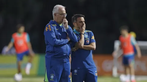 Dorival Júnior durante preparação da Seleção Brasileira. Foto: Rafael Ribeiro/CBF
