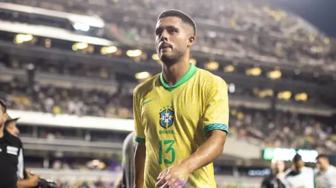 Yan Couto é uma das opções da lateral-direita do Brasil - Foto: Reprodução/Instagram