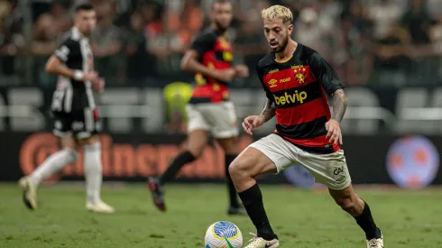 Jogador do Sport em ação pela Copa do Brasil 2024 (DiaEsportivo / Alamy Stock Photo)