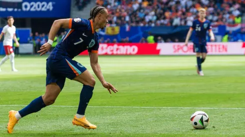 Holanda em ação na Eurocopa (Action Plus Sports Images / Alamy Stock Photo)