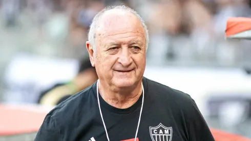 Vasco tentou contratar Felipão. 
