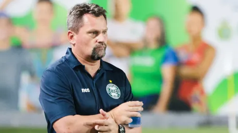 Fábio Matias concedeu coletiva de imprensa após o jogo - Foto: Antonio Pereira/AGIF