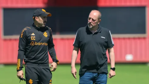 Presidente Alessandro Barcellos e treinador Eduardo Coudet no treino no CT Parque Gigante. Foto Ricardo Duarte/Internacional