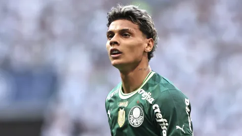 Richard Rios jogador do Palmeiras durante partida contra o Fortaleza no estadio Arena Allianz Parque pelo campeonato Brasileiro A 2023. Meio-campista não está lesionado
