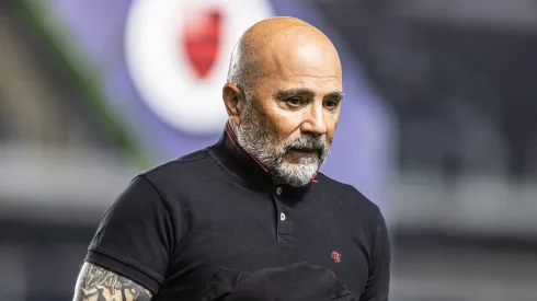 Jorge Sampaoli tecnico do Flamengo durante partida contra o Santos no estadio Vila Belmiro pelo campeonato BRASILEIRO A 2023.  
