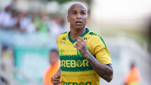 Deyverson jogador do Cuiaba comemora seu gol durante partida contra o Luverdense no estadio Arena Pantanal pelo campeonato Matogrossense 2023. Contratação voltou a ser pauta da direção
