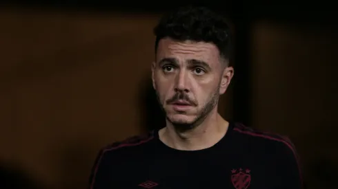 Mariano Soso deve ganhar reforço na zaga - Foto: Rafael Vieira/AGIF