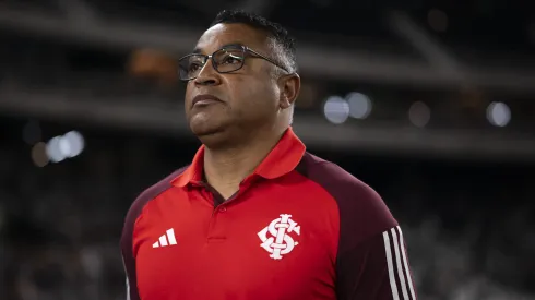 Roger Machado tecnico do Internacional durante partida contra o Botafogo no estadio Engenhao pelo campeonato Brasileiro A 2024
