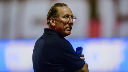 John Textor dono da SAF do Botafogo antes da partida contra o Vitoria no estadio Barradao pelo campeonato Brasileiro A 2024
