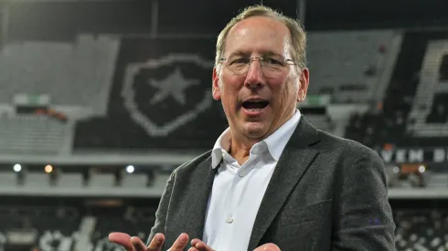 John Textor presidente da SAF do Botafogo durante partida contra o Atletico-GO no estadio Engenhao pelo campeonato Brasileiro A 2024
