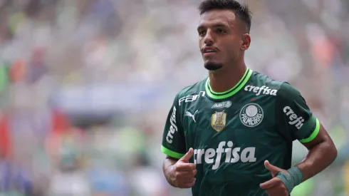 Gabriel Menino jogador do Palmeiras durante partida contra o Ituano no estadio Arena Allianz Parque pelo campeonato Paulista 2023. Saída do jogador pode estar bem próxima
