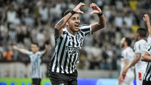 David Ricardo é um dos destaques da defesa do Ceará - Foto: Kely Pereira/AGIF