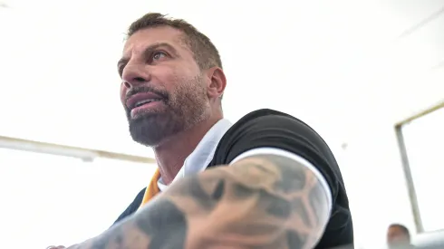 Pedrinho vem se movimentando no mercado - Foto: Thiago Ribeiro/AGIF